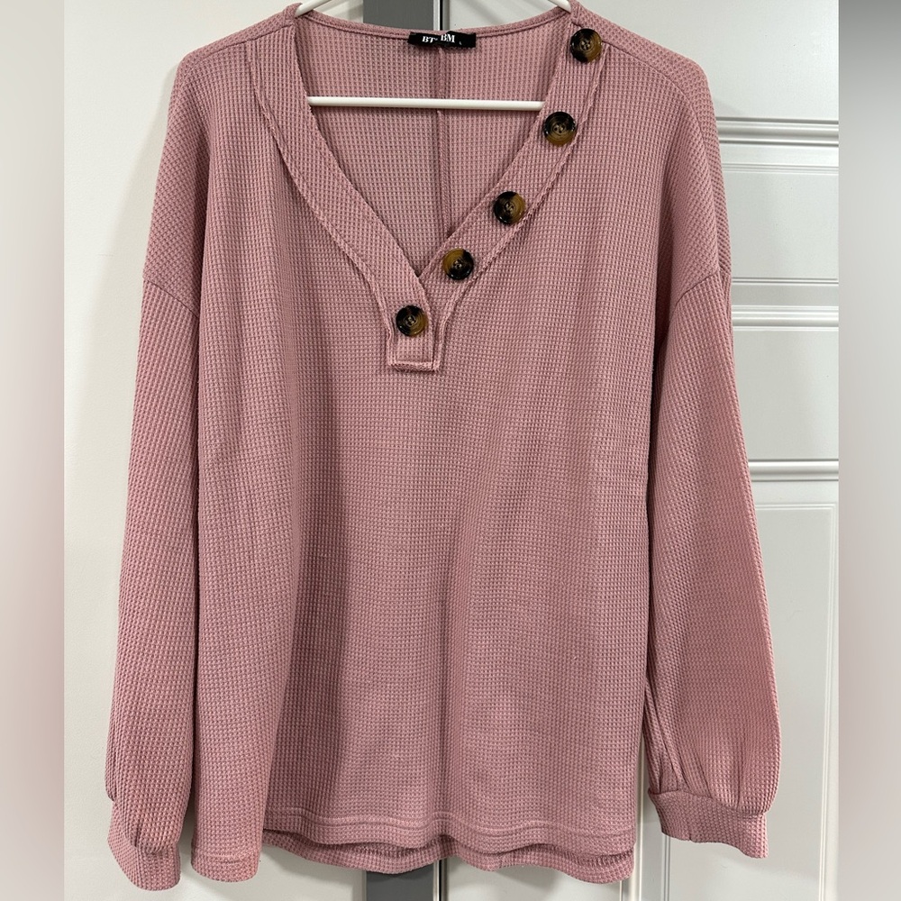 rusty pink sweater w buttons